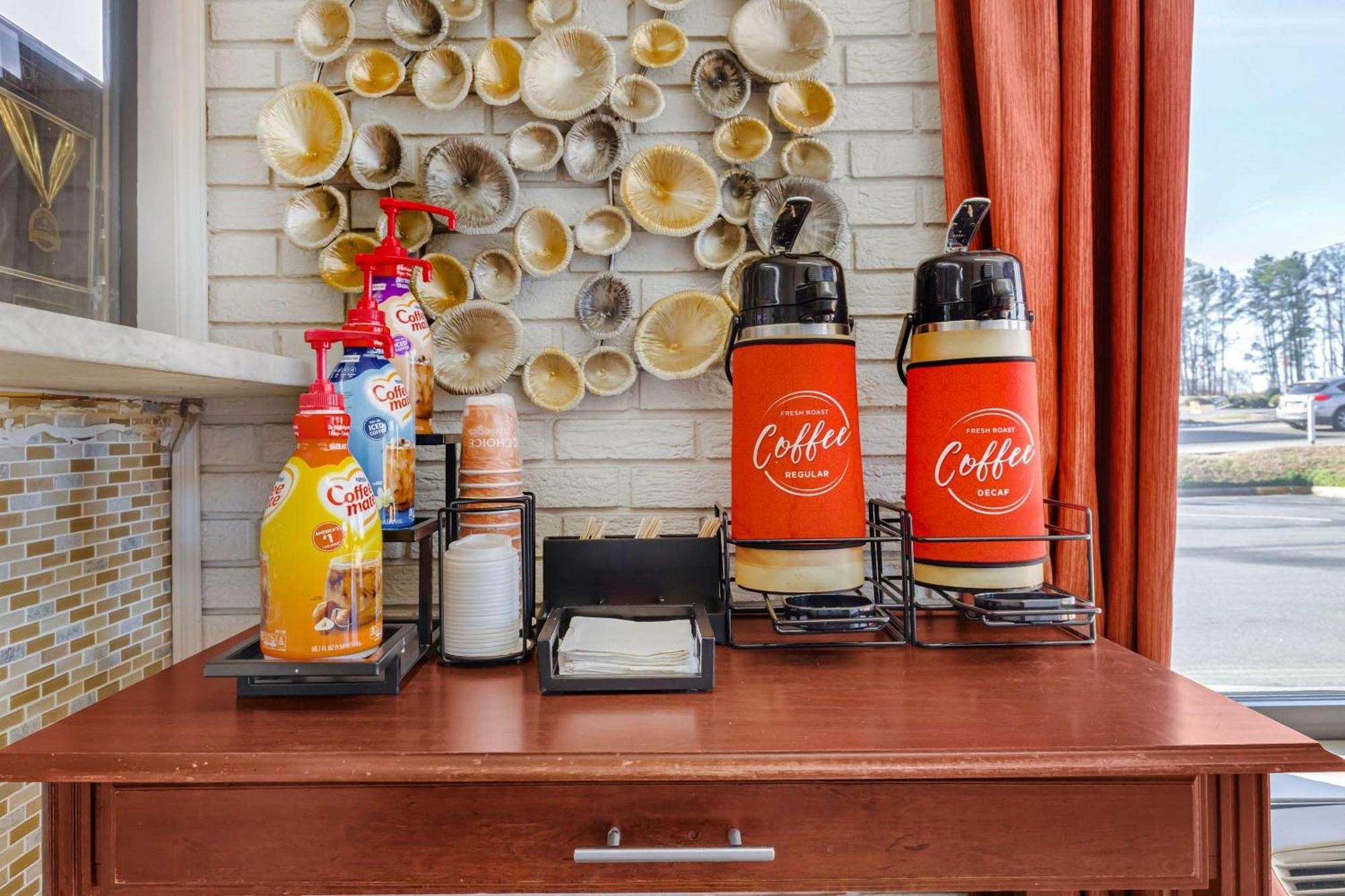 Econo Lodge Creedmoor Экстерьер фото